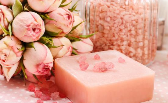 图片[1]-香皂的日常小妙用 用香皂洗脸的注意事项-八福集