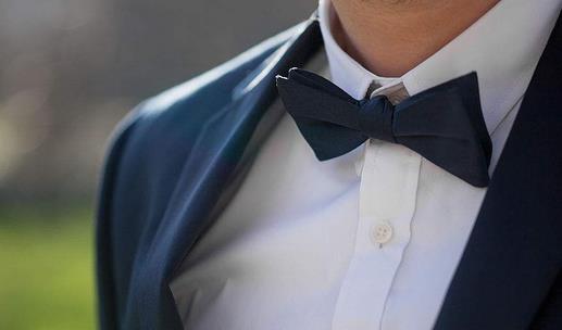 西服应该怎么清洗-八福集