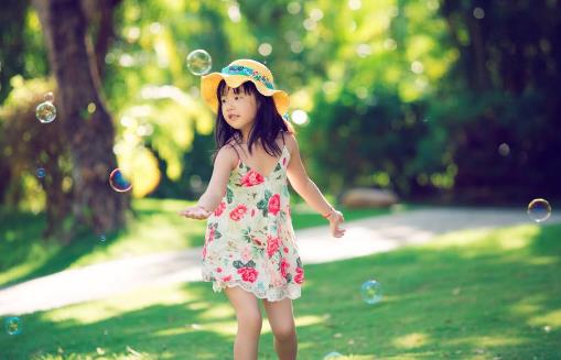 夏季出门旅游需要带什么-八福集