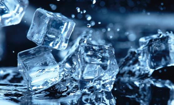 冰块不仅能制作美味冰饮 快来收藏冰块的日常妙用-八福集