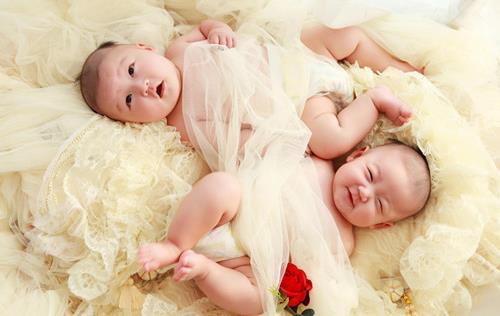 宝宝吃奶时间长怎么办-八福集