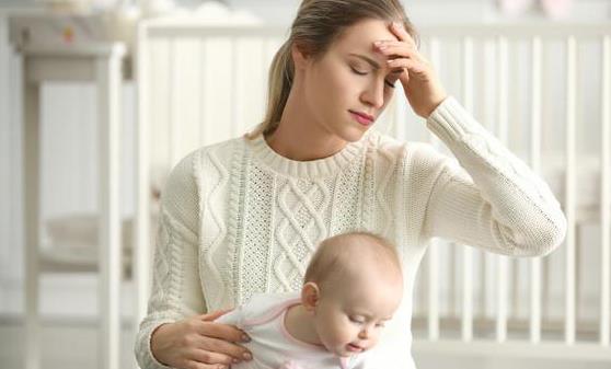 患上产后抑郁症 家人的关爱和呵护是最好的药-八福集