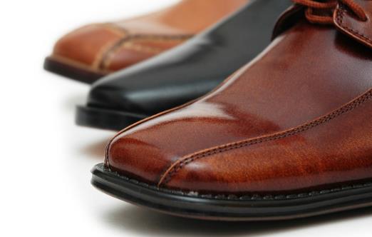 皮鞋霉点处理方法 皮鞋的日常保养-八福集