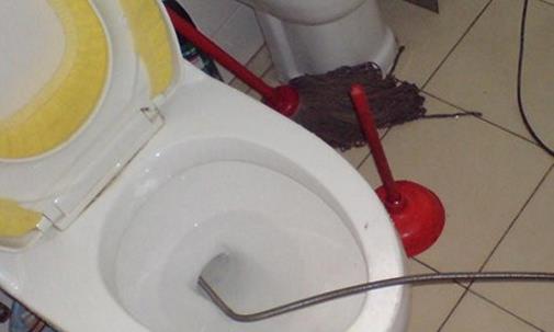 马桶经常堵怎么办?马桶疏通有妙招!