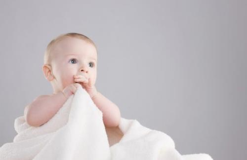 宝宝衣服掉色能穿吗?宝宝衣服掉色咋办