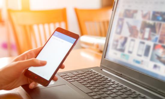 让你的手机省电的13个小妙招 手机电池保养有妙招-八福集