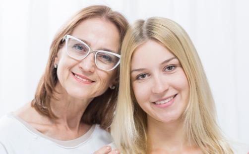 婆婆or月嫂 新手妈妈坐月子该如何抉择-八福集