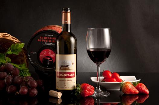 教你如何挑选到好的红酒-八福集