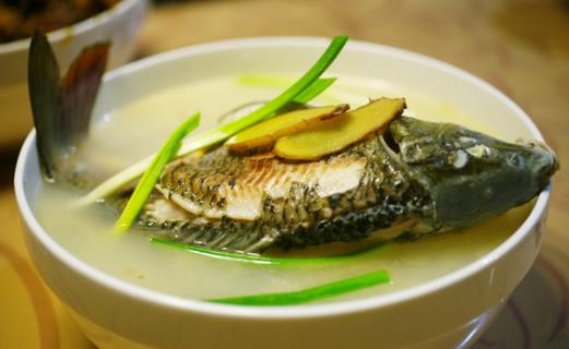 春季喝五款汤品 营养丰富操作简单-八福集