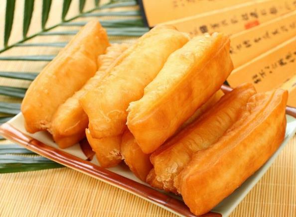炸油条为什么要两根面合在一起炸 怎么让两根油条黏在一起-八福集