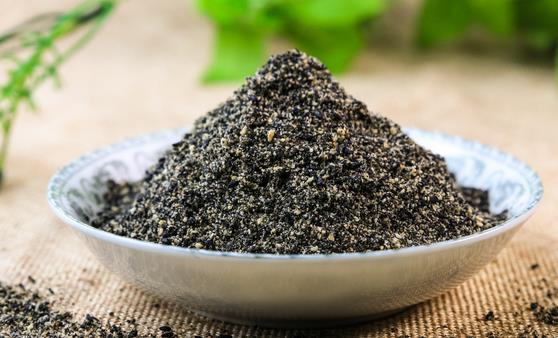 黑芝麻糊在美容方面不可或缺 自制黑芝麻糊-八福集