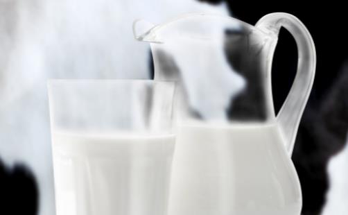 六种牛奶搭配等于服毒 常温奶和鲜奶营养是否一样-八福集