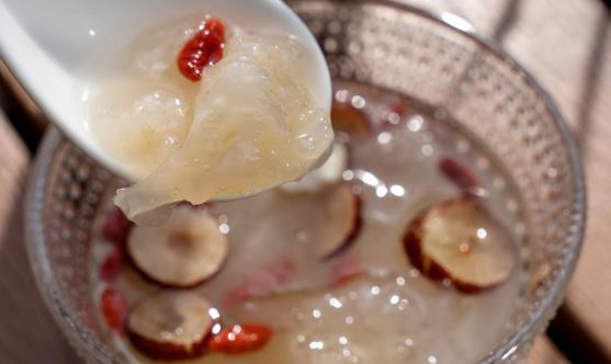 冬季饮食不当导致上火 学会饮食调理来灭火-八福集