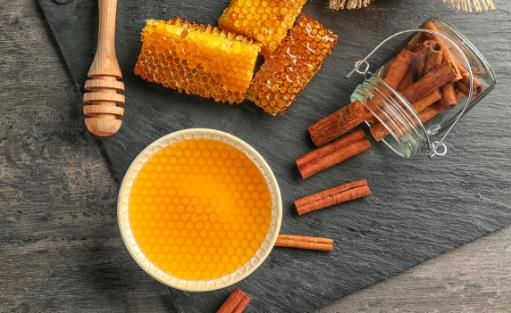 教你蜂蜜选购再也不担心买到假蜂蜜 保证营养又好喝-八福集