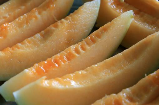 哈密瓜熟不熟看几个地方就知道 哈密瓜的食用禁忌-八福集