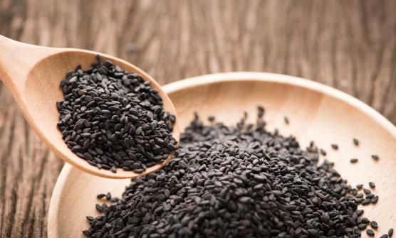 生活中能够补肾的食物 4款食疗方补肾美颜-八福集