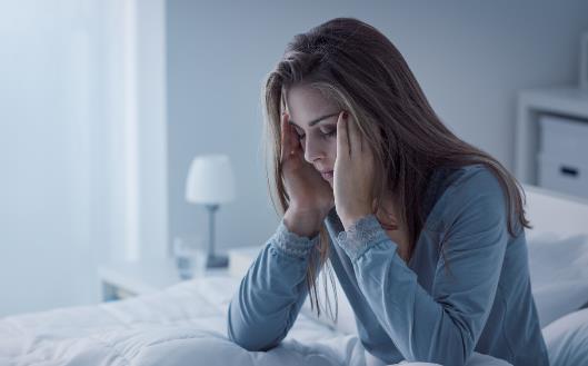 睡不着成为大多数人的最痛 5件事睡前一定不能做-八福集