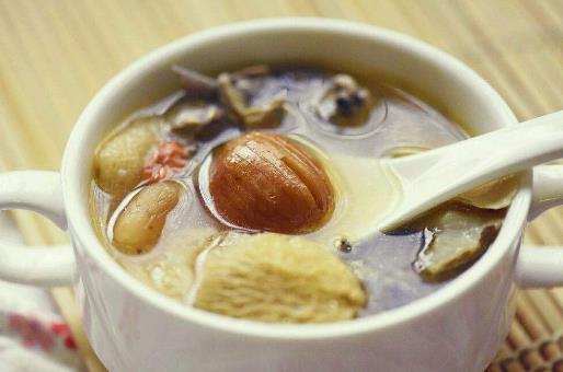 夏季辣妈学会煲汤老公宠爱倍增 夏季养生汤大全-八福集