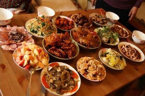 长期大量吃盐影响健康 怎样合理使用食用盐呢?