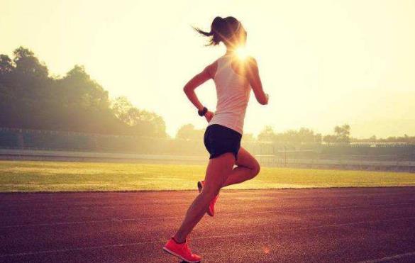 早起3不要,睡前4远离,不要着急起床,要吃早餐,远离熬夜