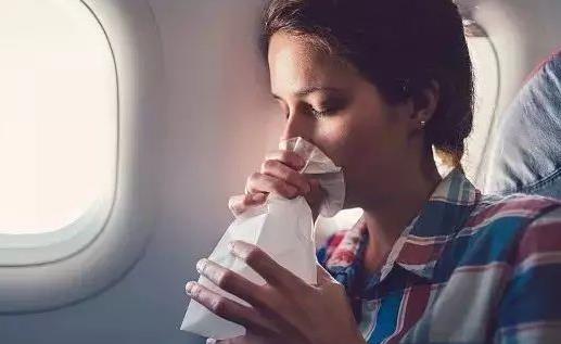 出现晕车呕吐现象 8种食物帮你摆脱晕车-八福集