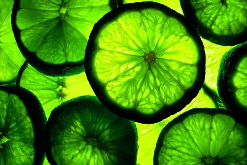 挑选青柠檬有妙招 青柠檬营养价值盘点-八福集