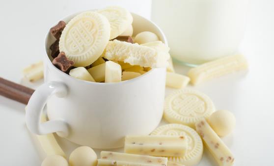 奶制品让人难分辨清晰 选择健康乳制品妙招-八福集