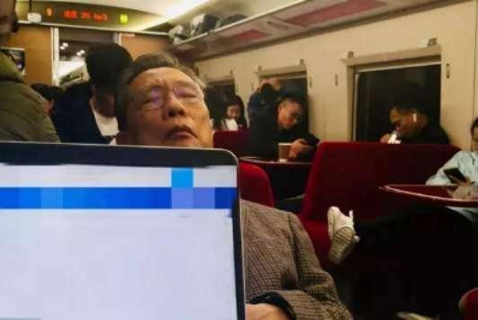 李兰娟院士肺腑之言:教育孩子崇尚科学,尊重科学,少年强则国强