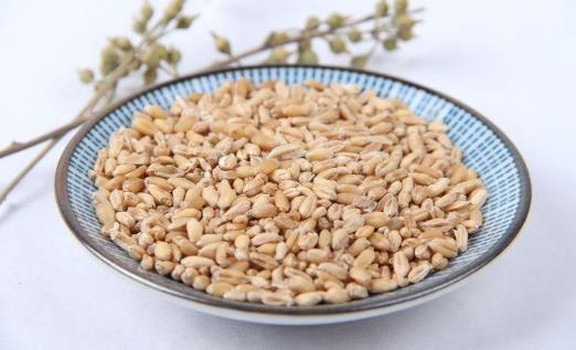 炎炎夏日健脾益气 四道与小麦有关的汤水-八福集