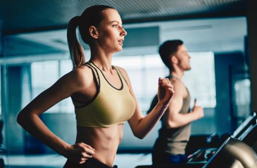 运动健身结束后不要蹲坐休息 运动后的拉伸运动推荐-八福集