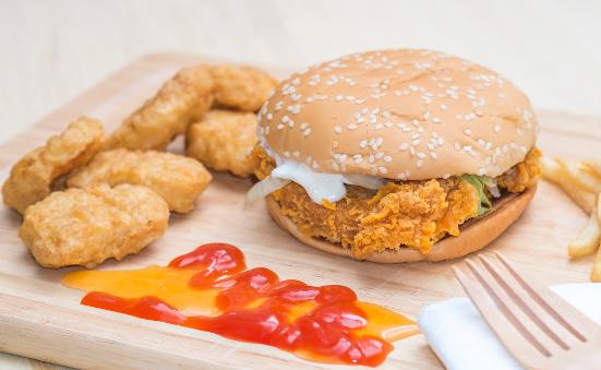 远离垃圾食品活到103岁 可以替代垃圾食品的食物分享-八福集