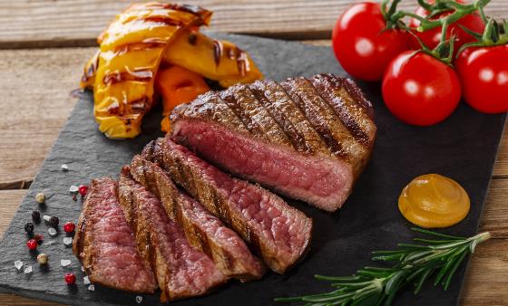 家庭做西餐有哪些简单的方法和技巧 圆你一个西餐的烹饪梦-八福集