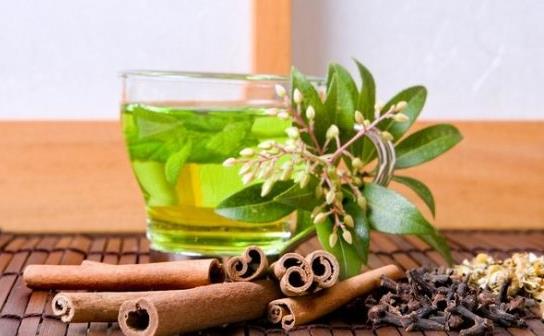 缓解眼睛干涩的方法 多吃八类食物保护眼睛-八福集