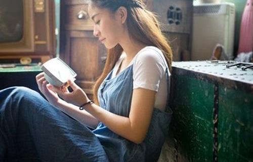 青春期的女孩子该注意哪些营养问题-八福集