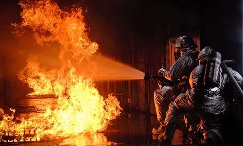 央视五大名嘴主持人皆因患癌离世 哪些职业更易患癌?