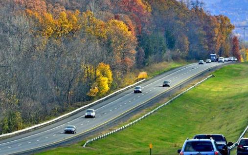 科学的驾驶姿势你知道吗? 途驾车时应注意哪些问题呢