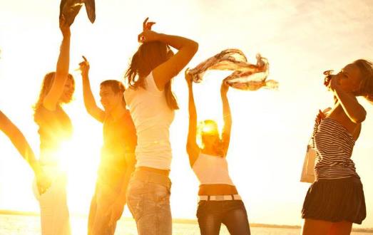 大脑分泌多巴胺多人就会变得快乐 能让人快乐的运动-八福集