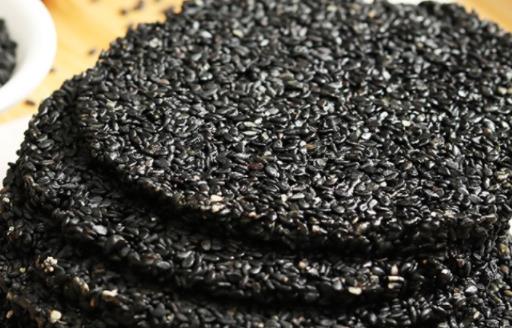 补肾吃黑芝麻多长时间见效 补肾黑芝麻吃生的好还是熟的好-八福集