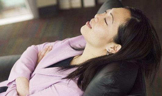 午睡是不错的生活习惯 3类人睡午觉有讲究-八福集