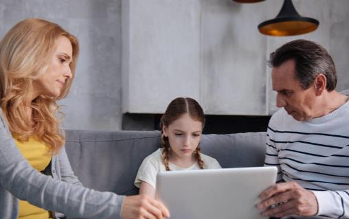 网瘾防治拟入我国法律 网瘾少年如何戒掉可怕的网瘾-八福集