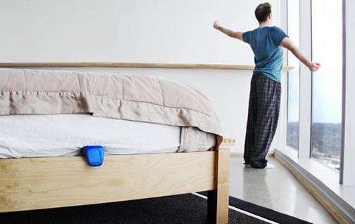 习惯并不一定是坏毛病 赖床的正确方式-八福集