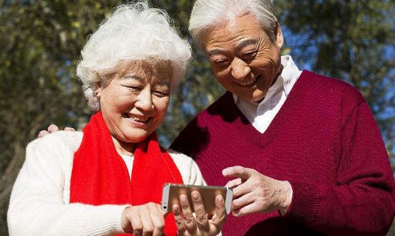 过量补钙反而危害老人健康 老人科学补钙三方法-八福集