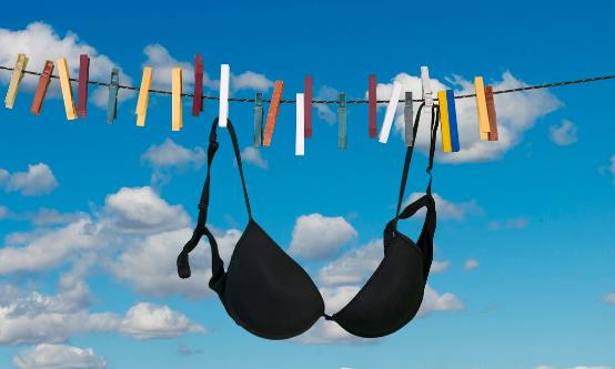 女人如何选择胸罩保护乳房健康 日常生活中乳房如何保健-八福集