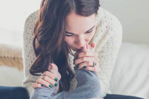 白带呈褐色是怎么回事-八福集