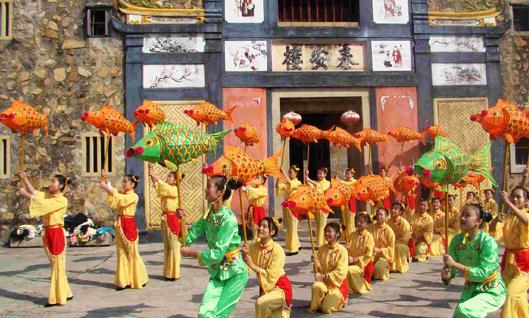 从黄土地上带来的风俗——鲤鱼灯舞-八福集