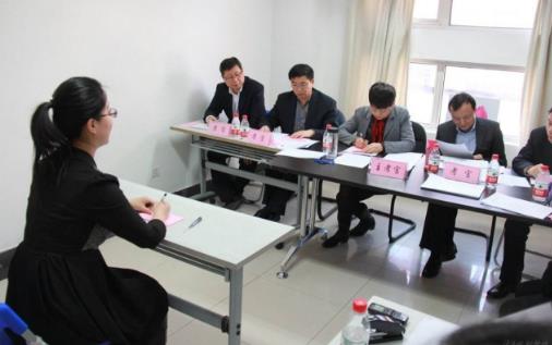 面试需要注意的事项 抓住面试官心理的方法-八福集