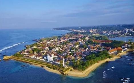 世界八大奇迹之空中宫殿 占地面积达两万平方米-八福集