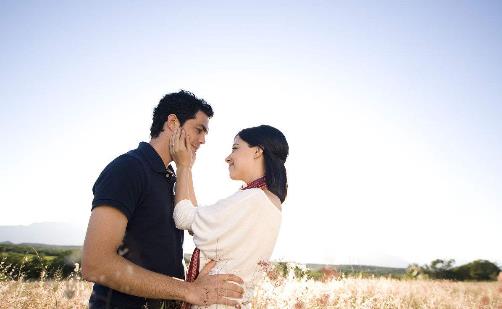 女人热恋的时候一定要注意这些问题-八福集