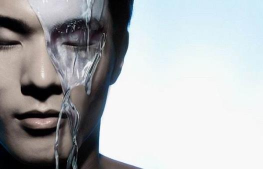 男生应该如何祛痘美白-八福集