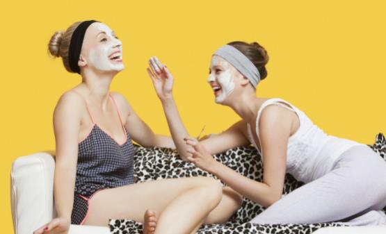 睡眠面膜怎么用效果好 贴式面膜不可做睡眠面膜-八福集